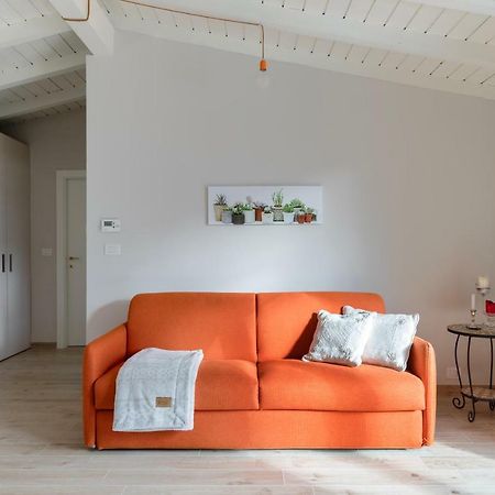 Apartamento Mansarda I Cipressi Lenno Exterior foto